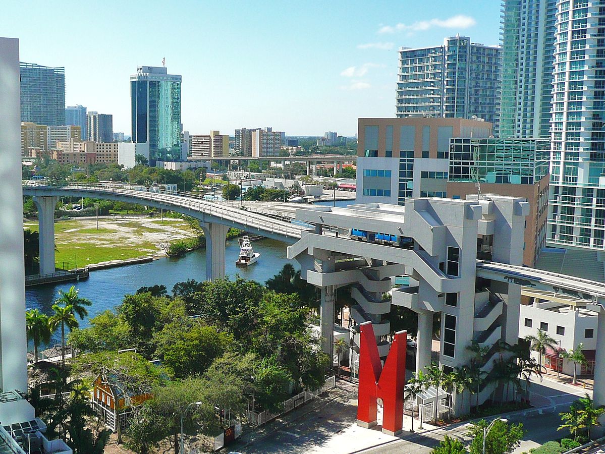 things to do in miami - metromover - miami with kids - riverwalk metromover station downtown miami - miam with kids - fun things to do in miami with kids
