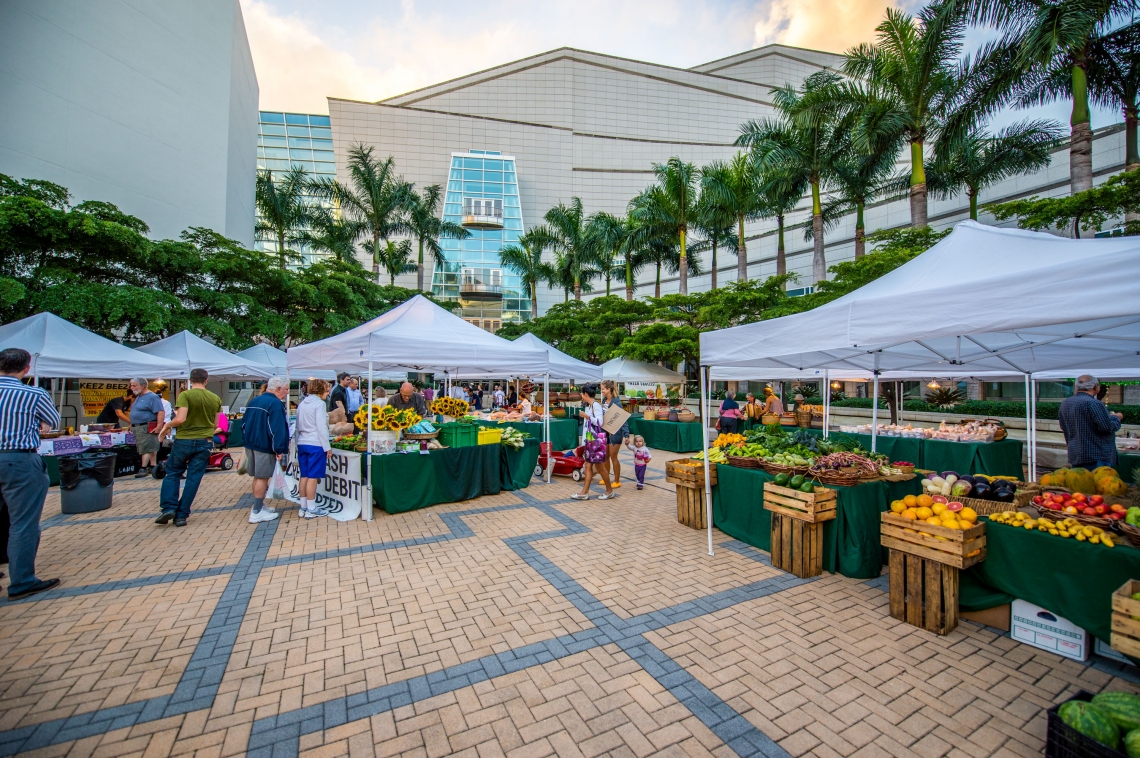 things to do in miami - miami with kids - Adrienne Arsht Center farmers market - photo by justin namon - fun things to do in miami with kids