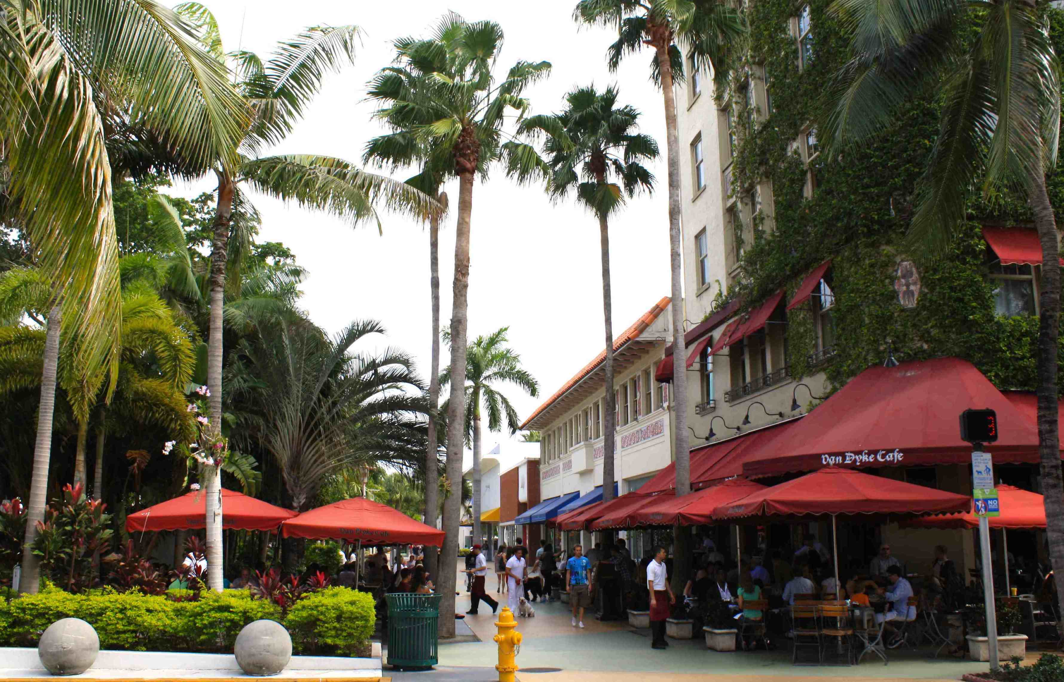 Things to do in miami - lincoln mall road - shopping in miami - miami with kids