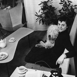 Famous female furniture designers - Famous interior designers - Florence Knoll - famous female architects - famous mid-century designers - women empowerment