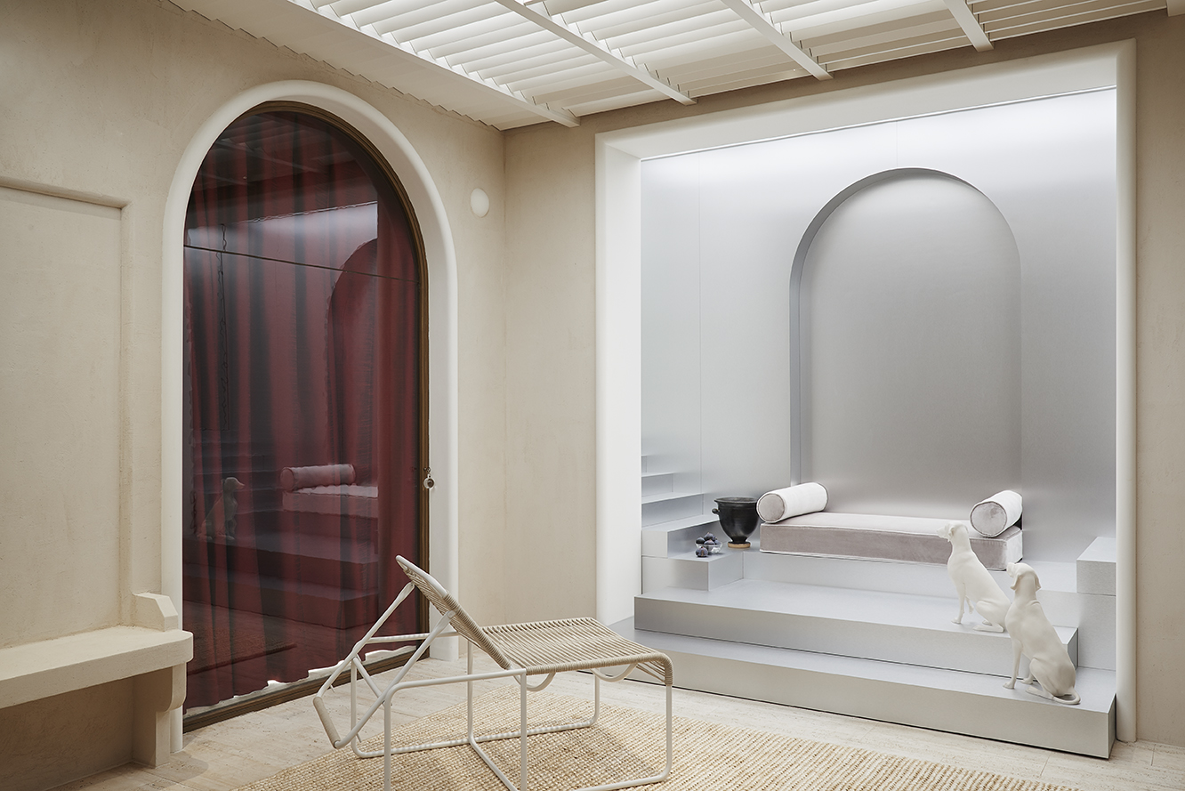 AD Interieurs 2018 - The Dandy’s Antechamber by Lecoadic Scotto - Photo by Claire Israël via AD France - Paris Design Week 2018 - architectural digest france - compagnie de phalsbourg - hotel de la bucherie - top interior designers