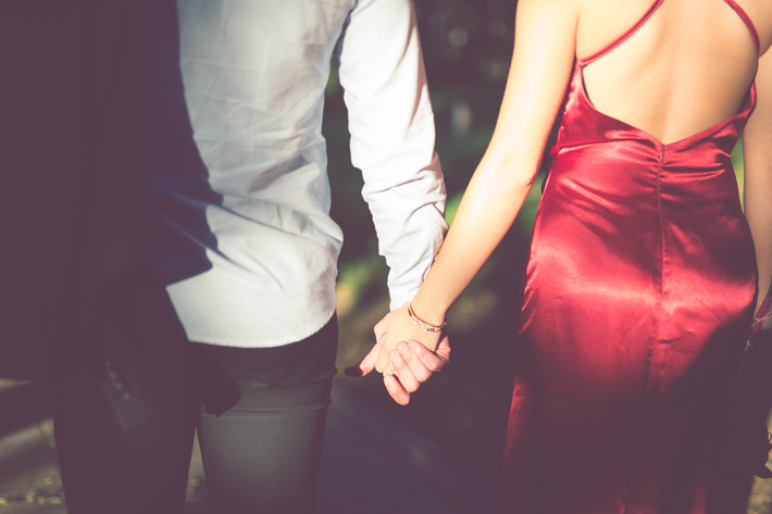 Luxury proposal ideas - stylish couple walking holding hands