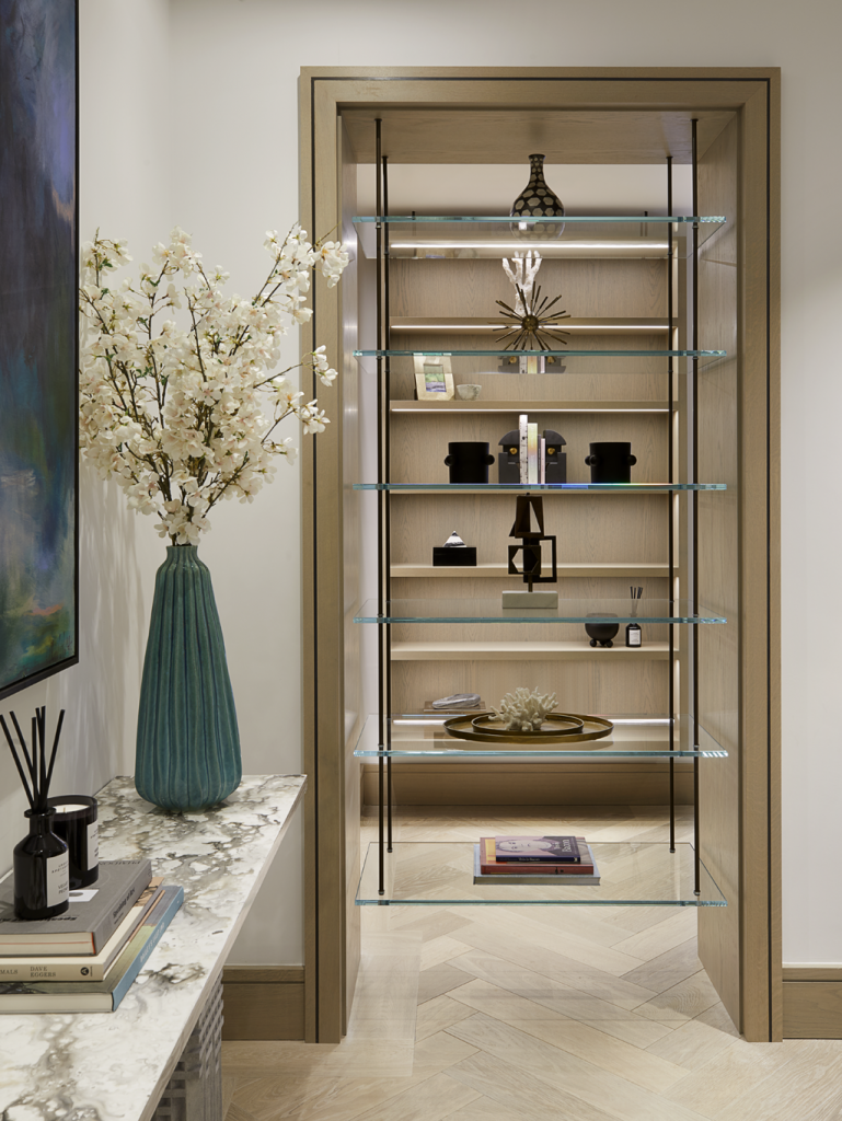 The entryway of a Playful Interior by Elycion