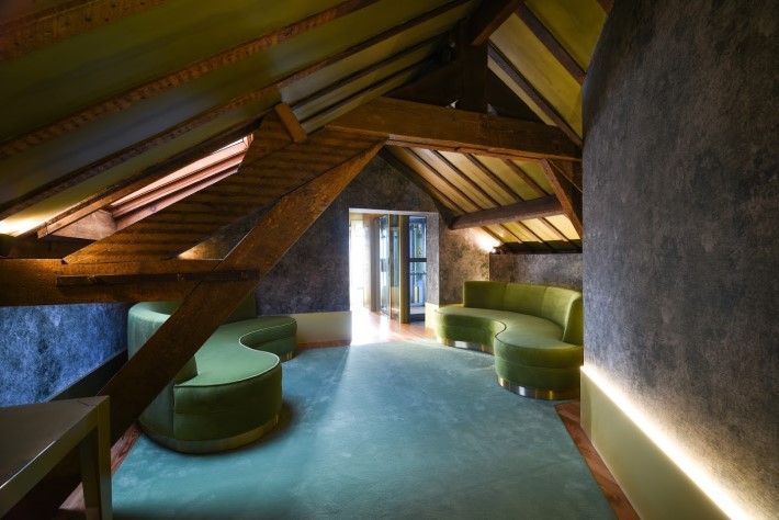 Luxury Hotels: Vila Foz Hotel & Spa Entryway