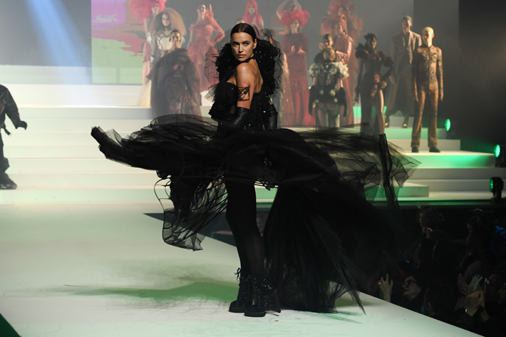 Irina Shayk walks the runway during the Jean-Paul Gaultier Haute Couture Spring/Summer 2020 show at Theatre Du Chatelet in Paris January 2020. (Photo by Pascal Le Segretain/Getty Images)