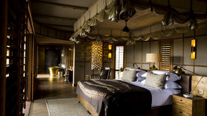 Mombo Camp Hotel