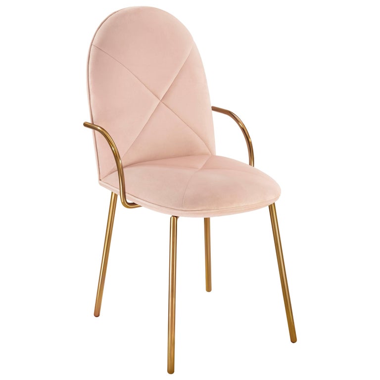 chair by scarlet splendor 