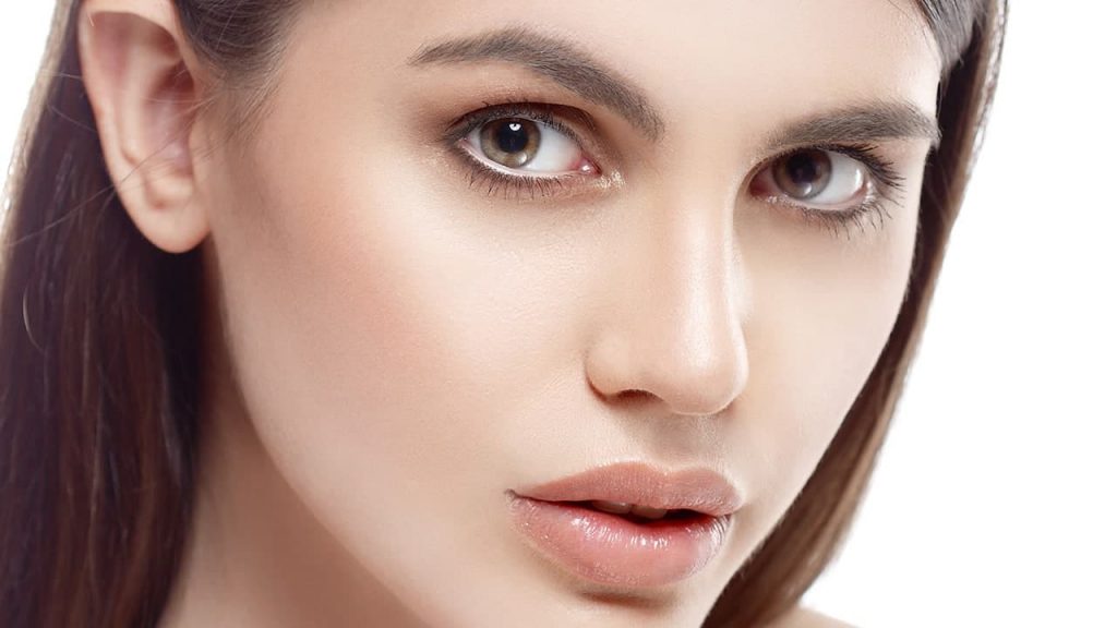 White Tightline Eyeliner (Photo via L'Oreal)
