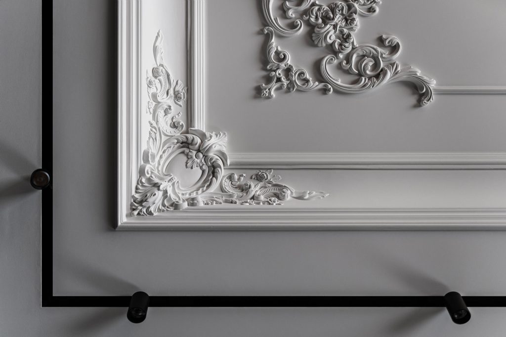 classic meets modern in empire molding details