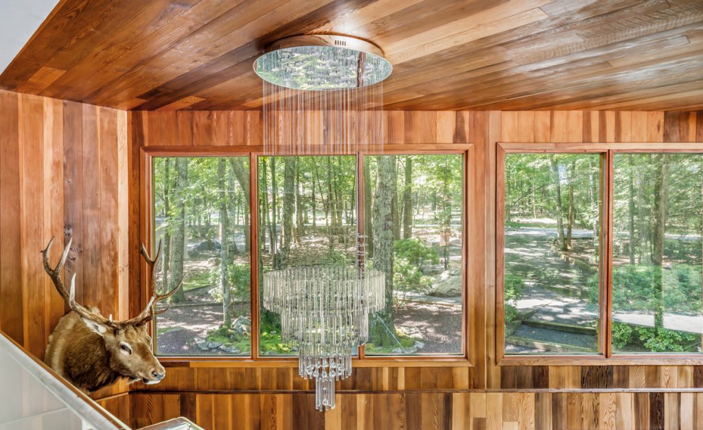 Lake house by Charlie's designs