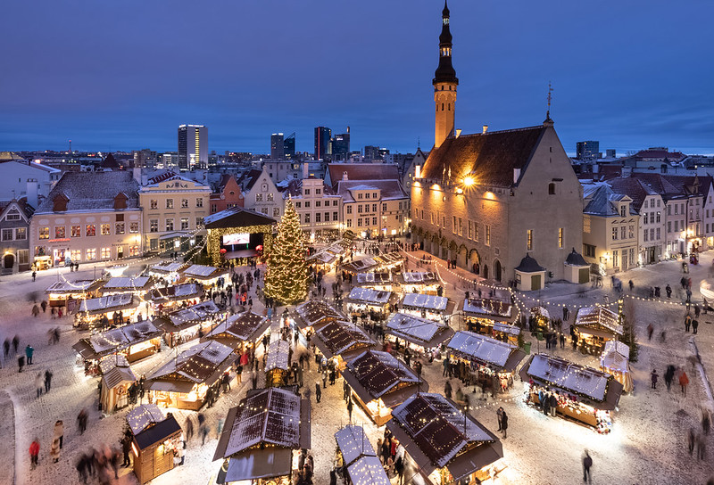 best holiday destinations Tallinn Estonia Christmas Market (Photo by Sergei Zjuganov)