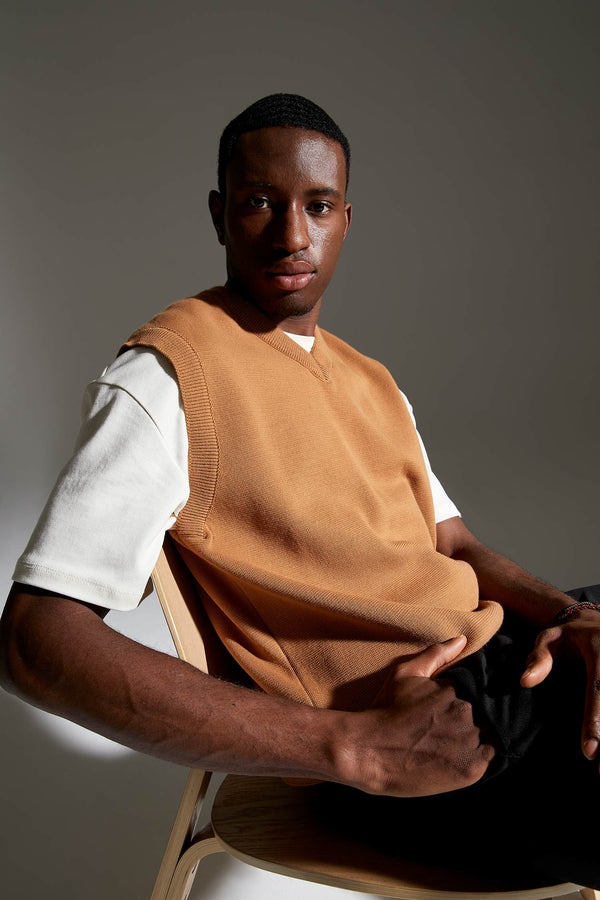 men's fashion trends 2022 defacto sweater vest