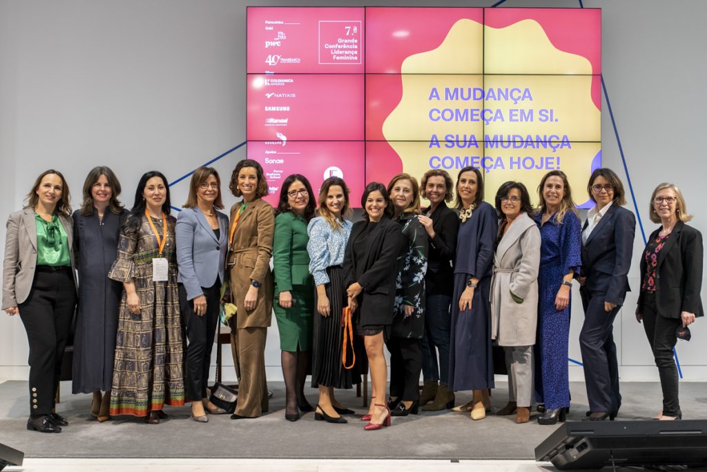 The Speakers and Organizers of the great female leadership conference (Photo Courtesy of Executiva)