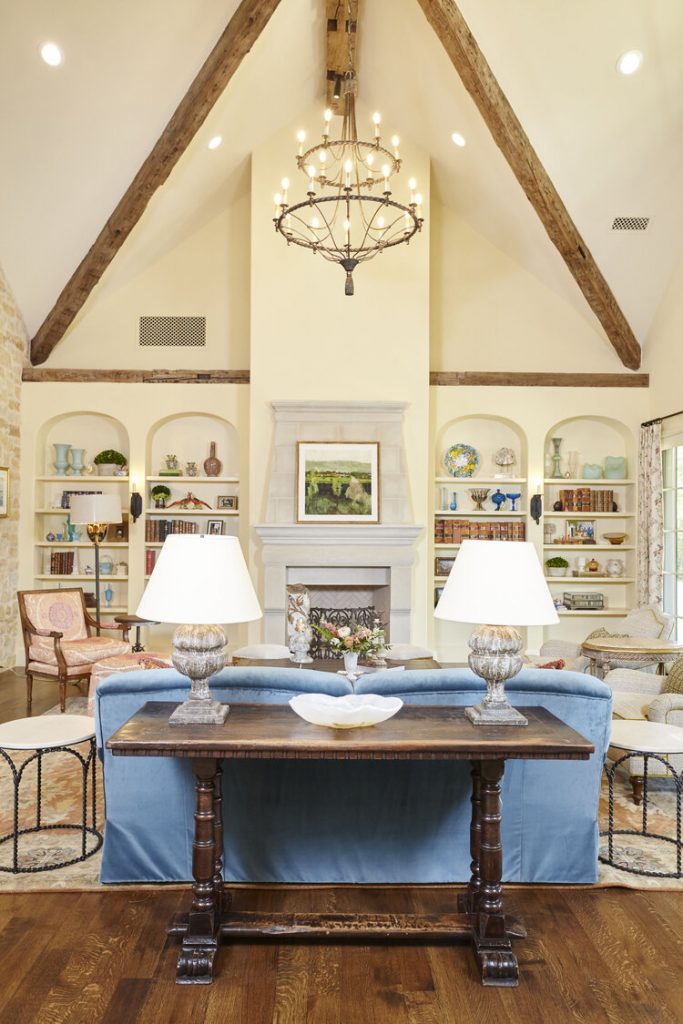 living room design by haily kolbe texas