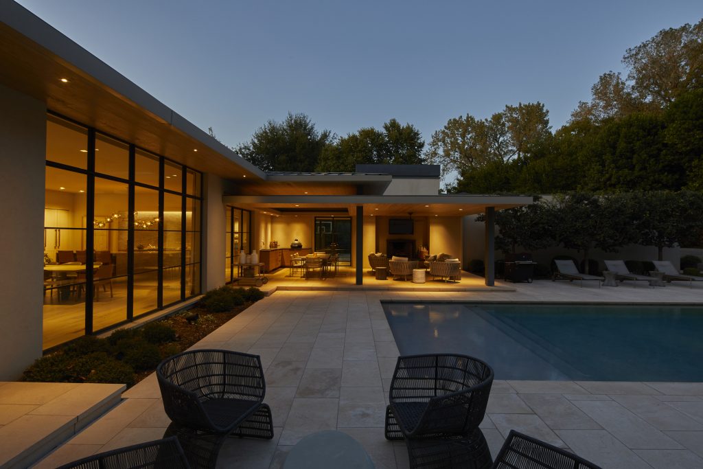 Jill Croka Designs outdoor luxury garden design az