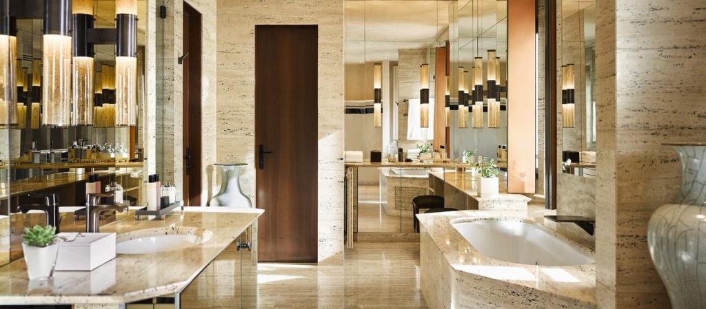 Park Hyatt Milano Hotel Suite Bathroom