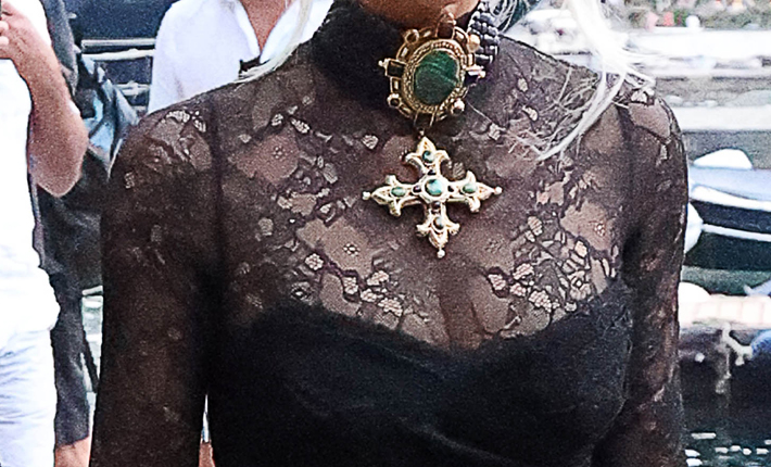 kim kardashian italian devotion styling