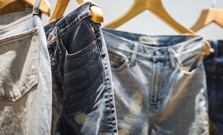 how to style denim (Photo by Jason Leung)