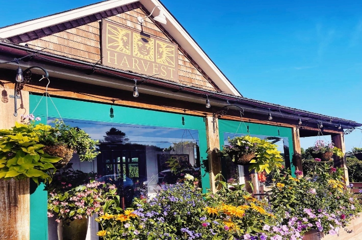 HARVEST ON FORT POND luxury city guide