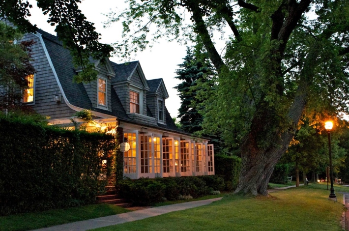 hamptons luxury hotels mill house inn city guide