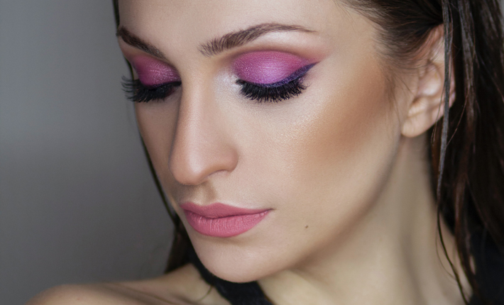eyelash extensions apostolos-vamvouras-gliBuD0SVUE-unsplash