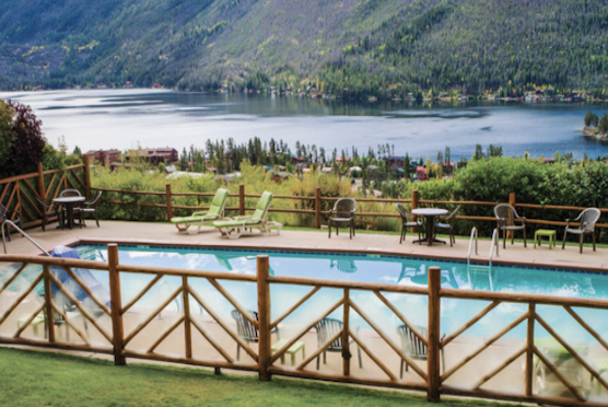 GRAND LAKE LODGE