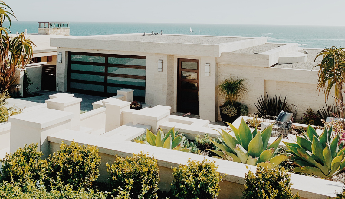 why living near the beach can improve your health - reasons to buy a beach house