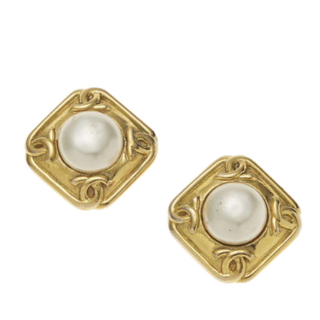 chanel gold and faux peral cc earrings