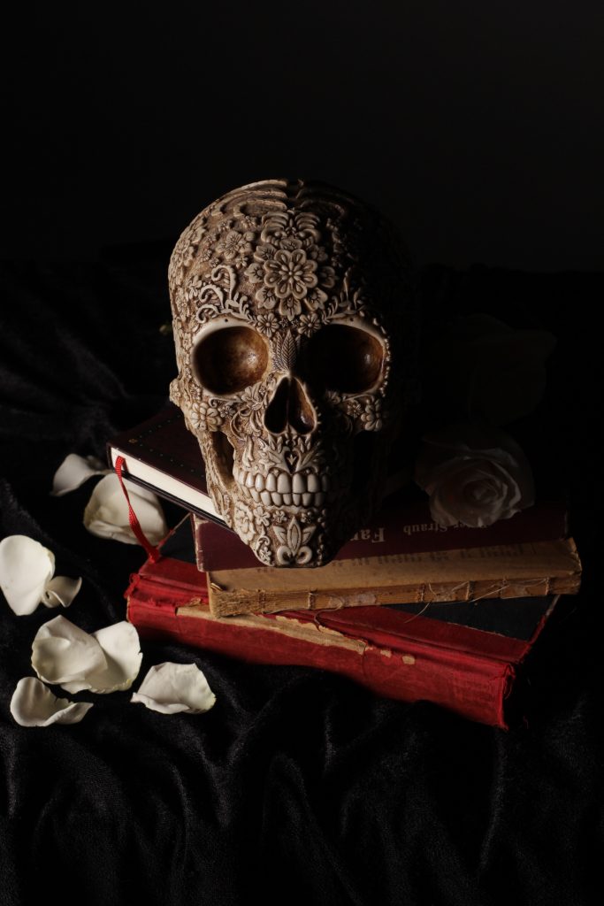 halloween decor ideas skull