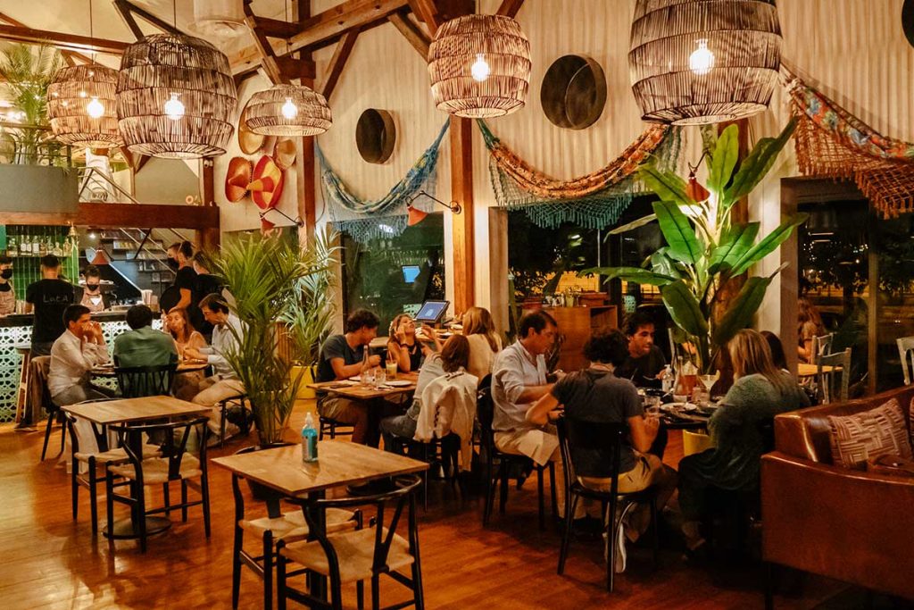 indoor space lat.a restaurant