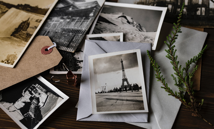 how to share holiday photos without social media
