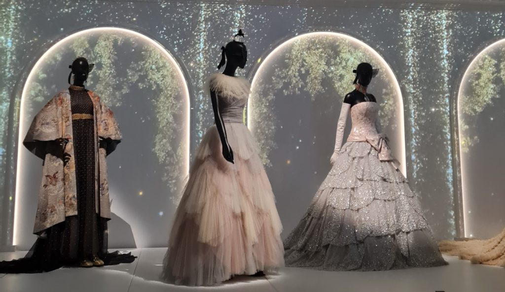 Museum exhibition at La Galerie Dior (Photo by Ada Pardo)