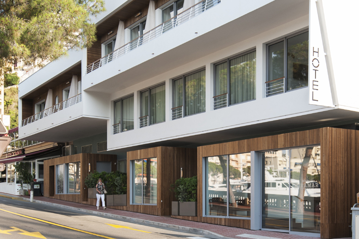 HÔTEL MIRAMAR