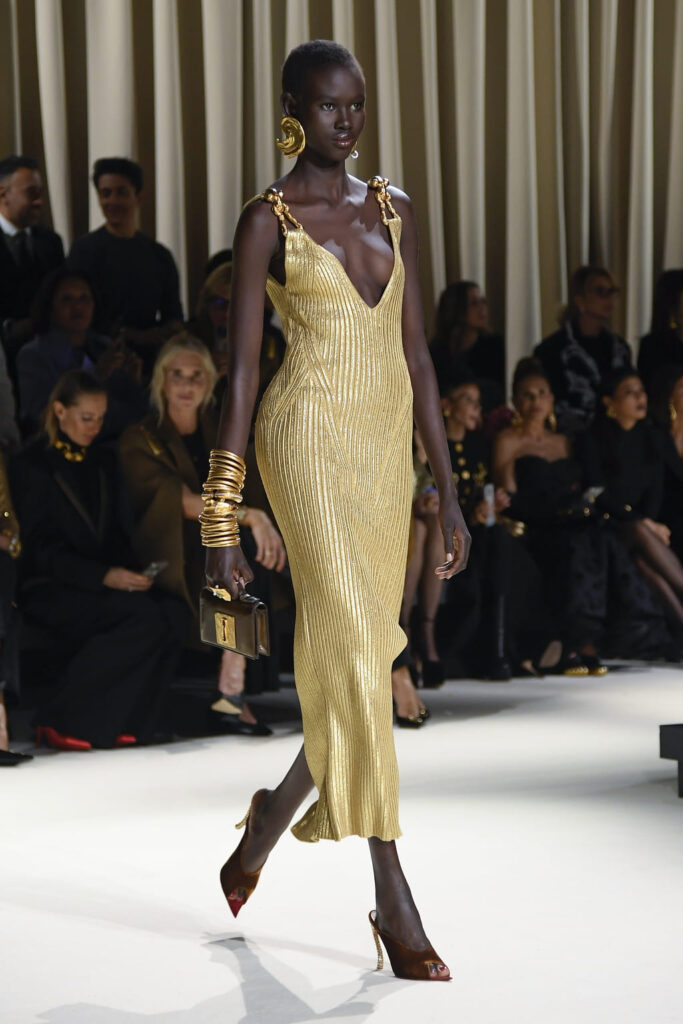 Fall/Winter 2024-25 Fashion Trends Schiaparelli RTW Fall 2024 runway show at Paris Ready to Wear Fashion Week on February 2024 | Photo by Giovanni Giannoni/WWD via Getty Images