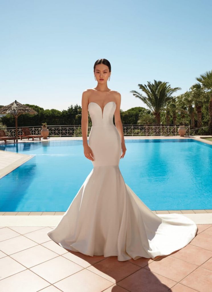 The Sposa Group minimalist mermaid dress