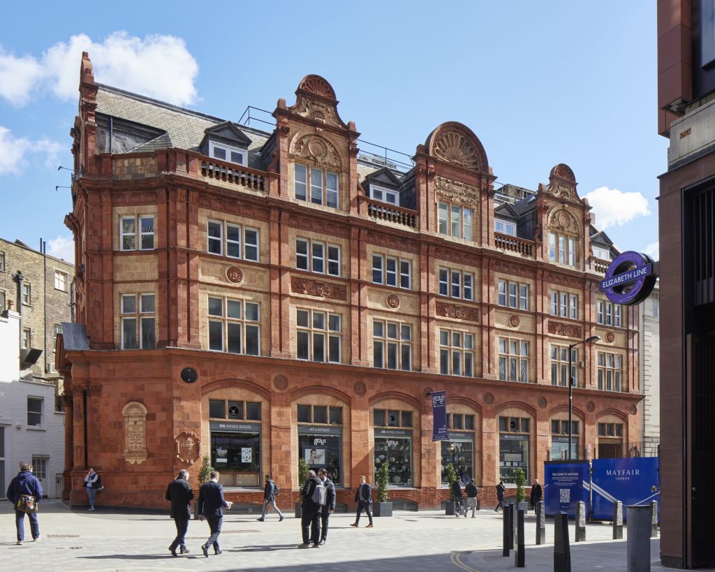 Gray's Antique Market estate dealers London