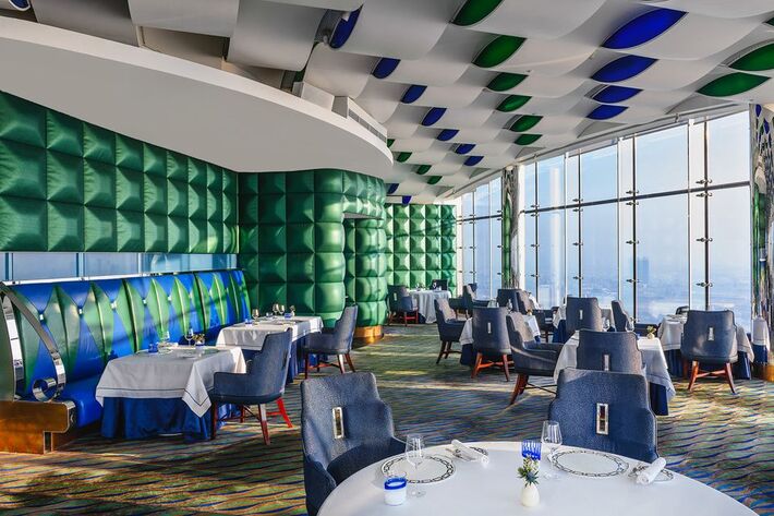 al muntaha dubai luxury travel best restaurants