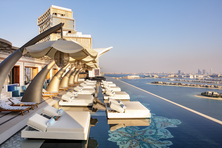cloud 22 dubai luxury travel best restaurants