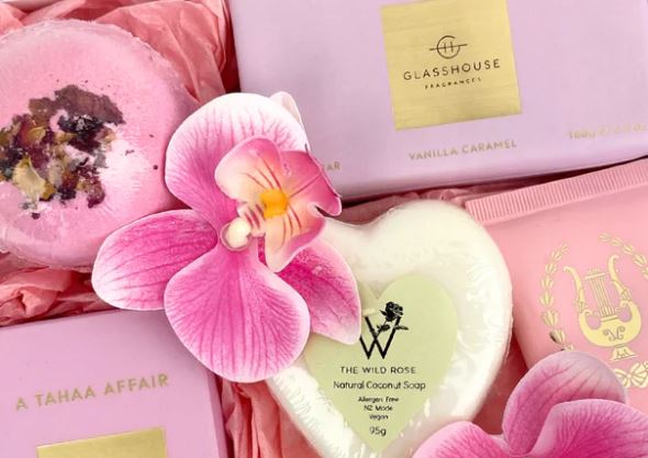 unique gift box for women