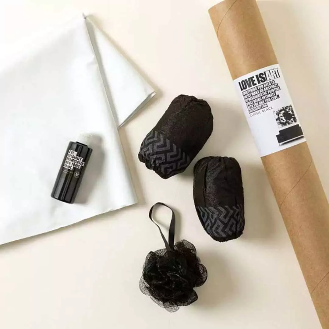sexy valentine's day gifts love is art couples kit