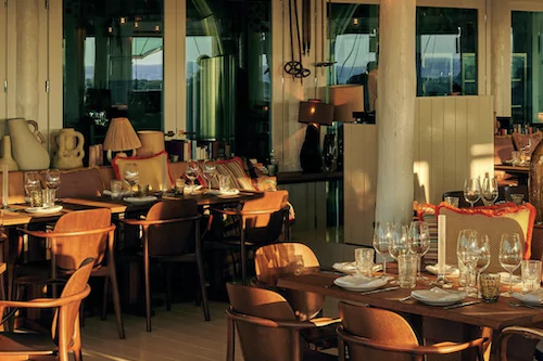 Praia na Comporta restaurant dining room