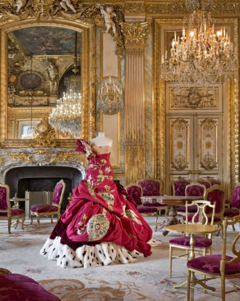 Louvre Couture, Art and Fashion: Statement Pieces 2025 curated by Olivier Gabet - Intoxicating Savoir-faire