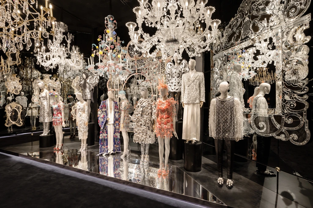 The Art and Craft of Glassworking - the final room of the Dolce & Gabbana exhibit - From the Heart to the Hands