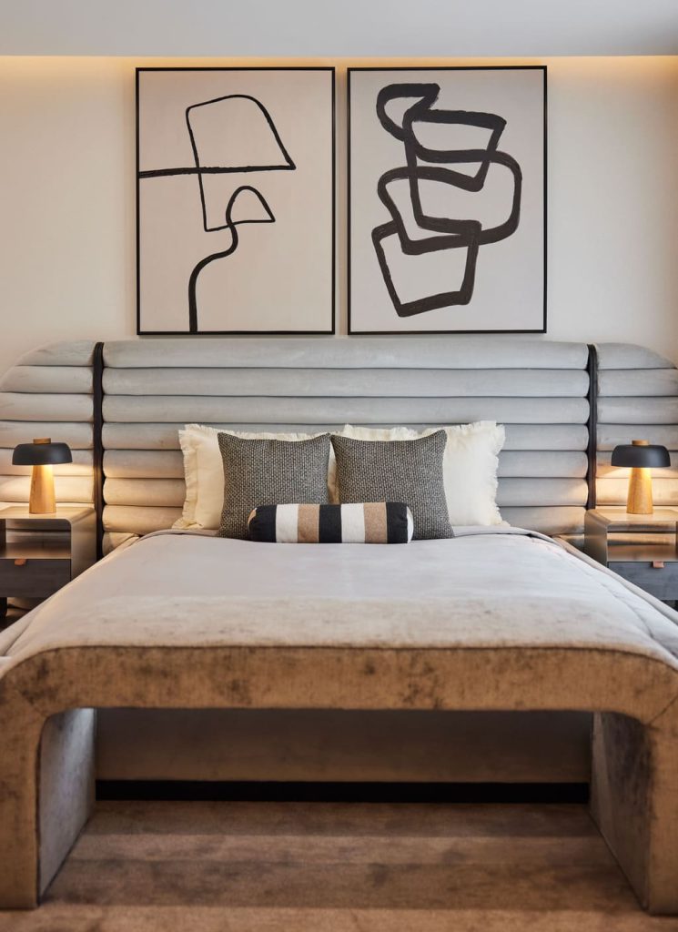 Dubai Villa design by Emre Osmanlar - modern bedroom