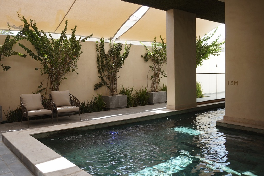 in villa private pool at the biltmore villas dubai