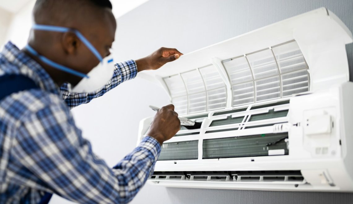air conditioning checking and filter cleaning services