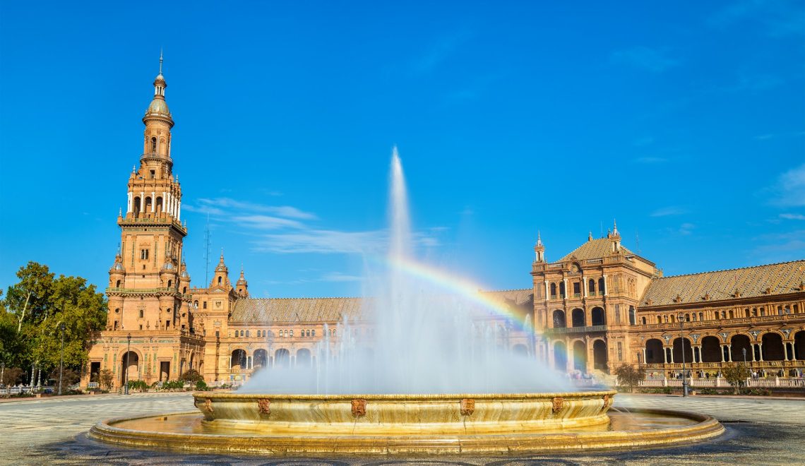 rainbow in the fountain at the Plaza de espana