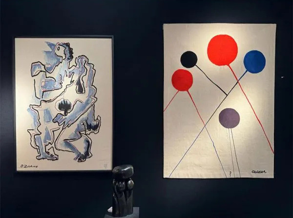 Balloon-Barrage-Silhouette-Bleue-Alexander-Calder-Ossip-Zadkine-Art-Miami-Exhibition-600x600.jpg - Edited