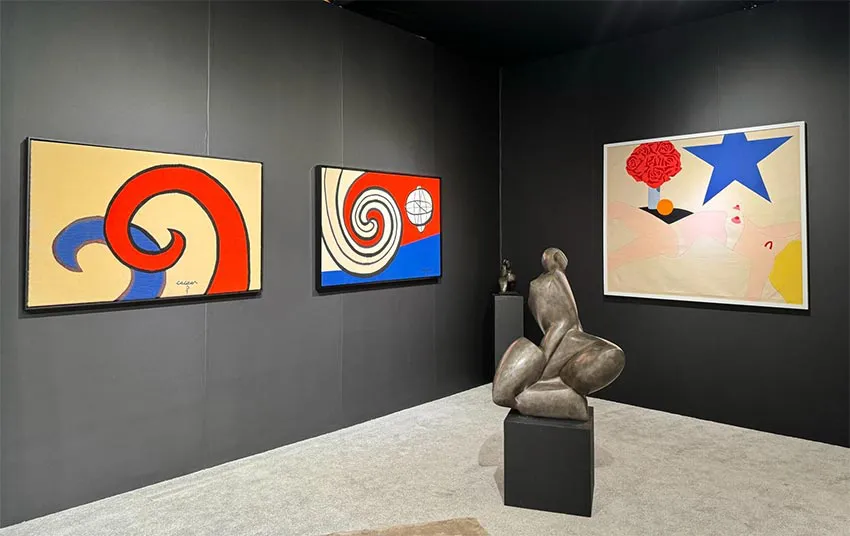 Why Alexander Calder Tapestries Feel So Contemporary in Today's Interiors